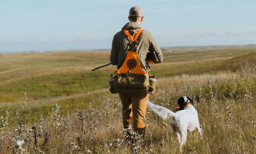 Present hunt. Man's presence Hunting. The symbol of the Angler and Hunter in America and Canada.